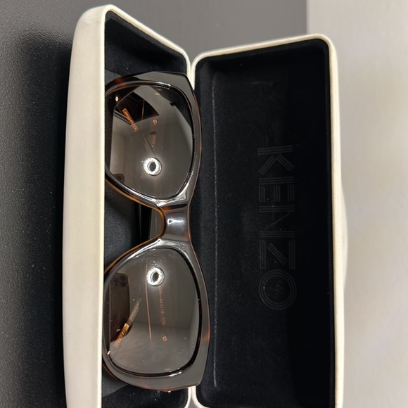Nina Ricci sunglasses